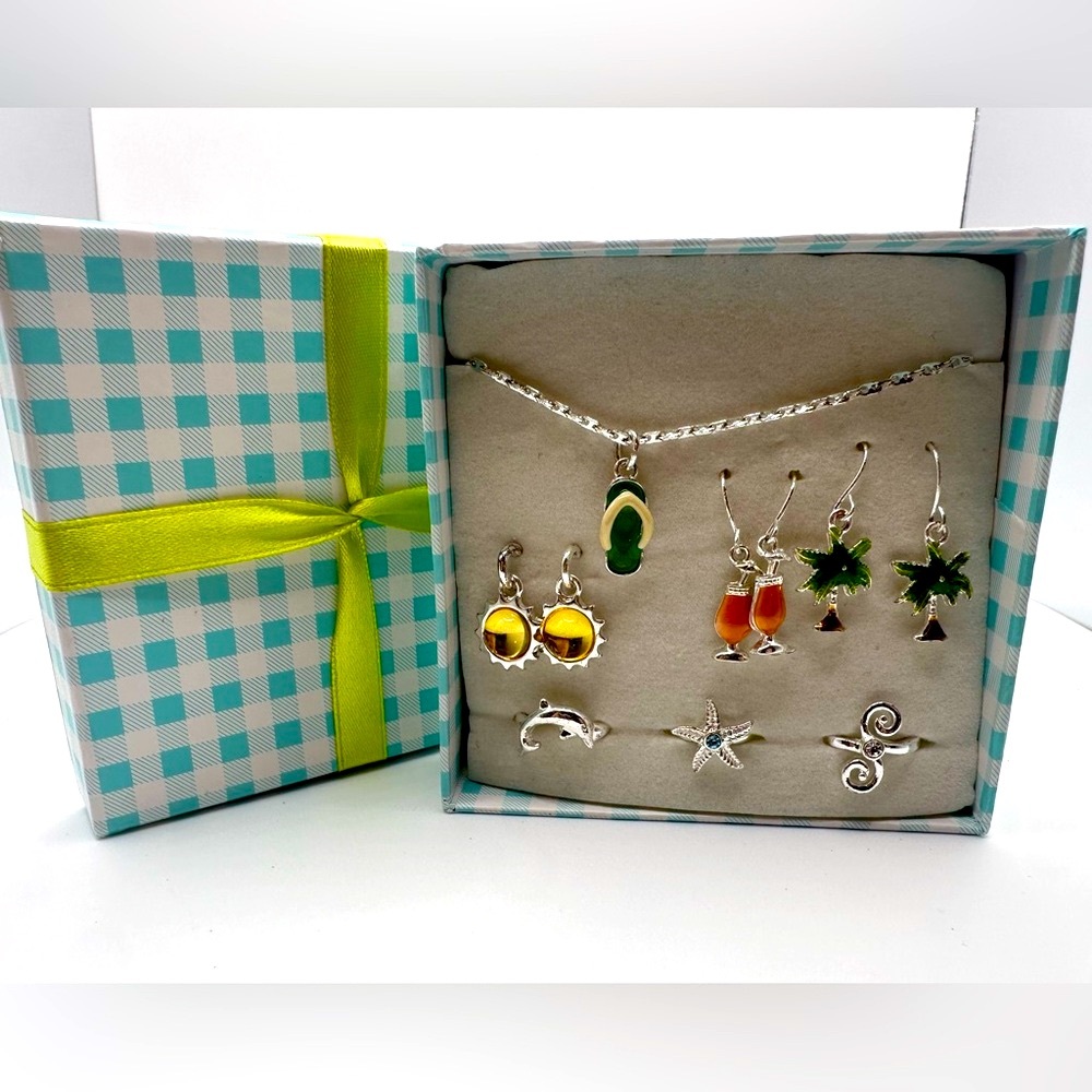 Vintage Avon Fun in the Sun Gift Set
